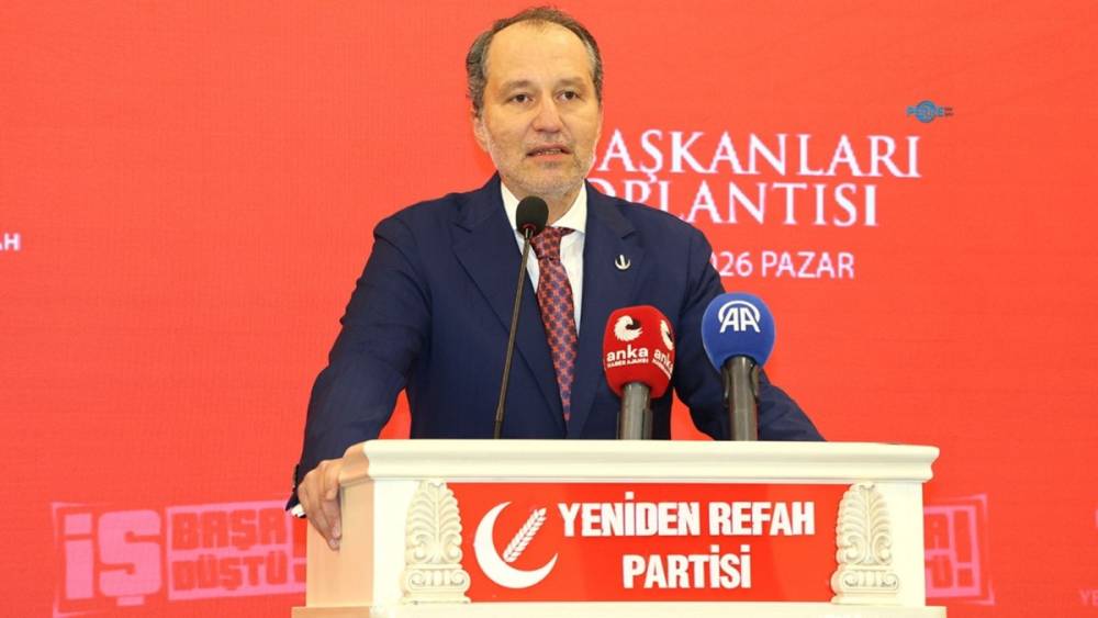 Erbakan&rsquo;dan &lsquo;isteğe bağlı iade hesapları&rsquo; tepkisi: &lsquo;Babalarının hatırına dolandırıcı oğullara g&ouml;z m&uuml; yumulacak?&rsquo; 