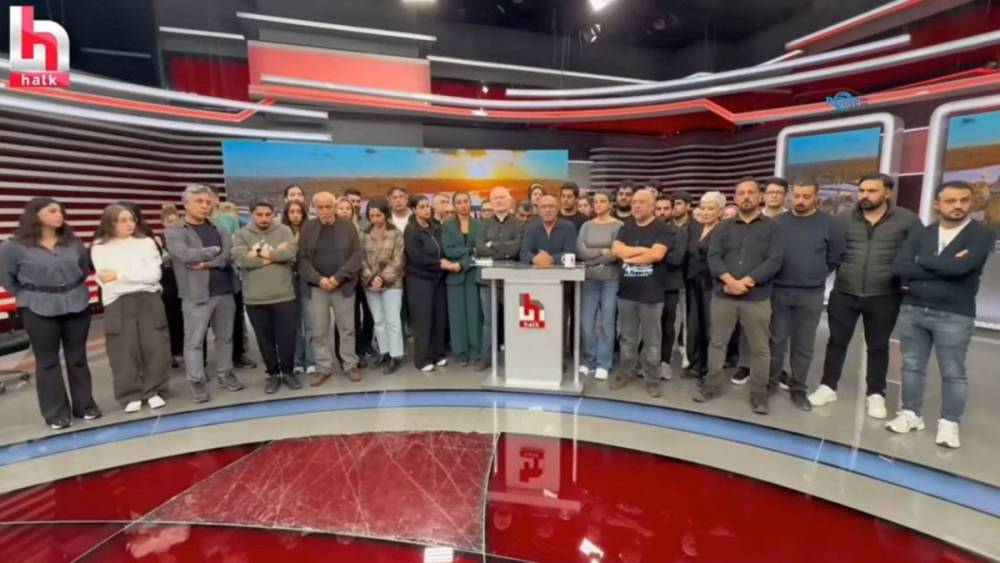 Halk TV Genel Yayın Y&ouml;netmeni Suat Toktaş ve &ccedil;alışanlardan veda: Gazetecilik bitmez  - Videolu Haber