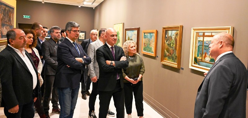 AKS’DE İKİ SERGİ BİRDEN SANATSEVERLERLE BULUŞUYOR