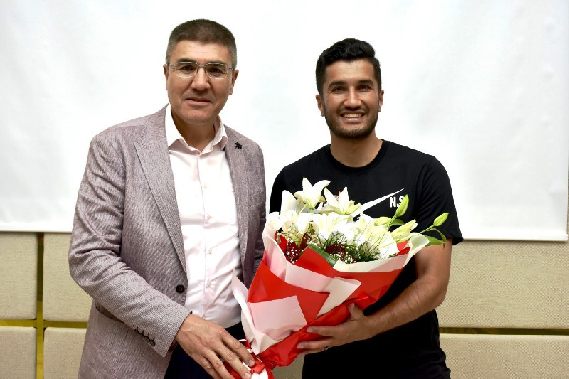                                     ANTALYASPOR MAKÜ’DE KAMPA GIRDİ