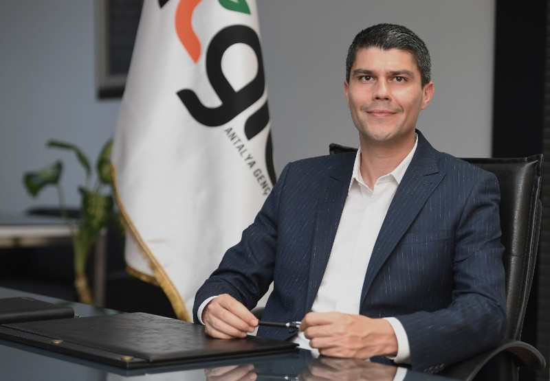  ANTGİAD BAŞKANI OSMAN SERT: METRO TALEBİ ANTALYA GÜNDEMİNE GİRMELİDİR