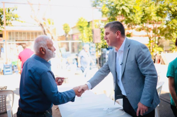 BAŞKAN ERCENGİZ, ATEŞLİ SANATLAR ÇARŞISI ESNAFI İLE BULUŞTU.