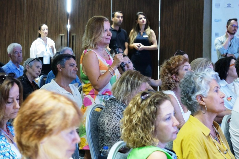                       BODRUM'DA EDEBİYAT VE TARİH KONUŞULDU