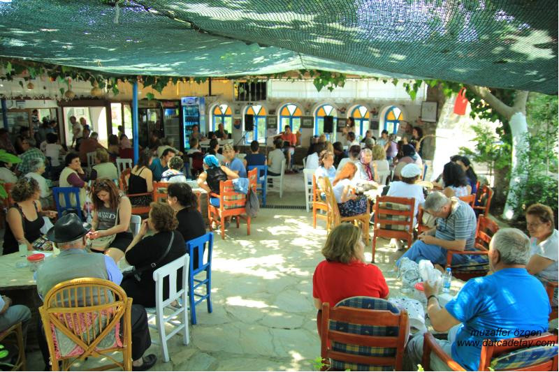 ESKİ DATÇA’DA PRUNUS CAFE AÇILDI