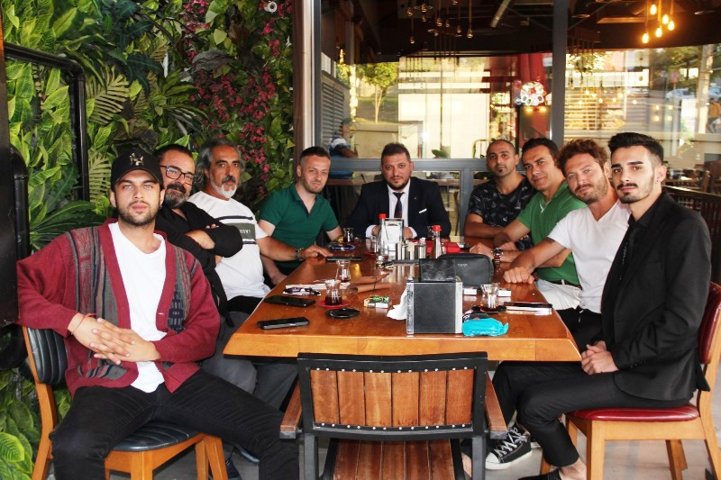         ESTETİK SEKTÖRÜ SİNEMA DÜNYASINDA