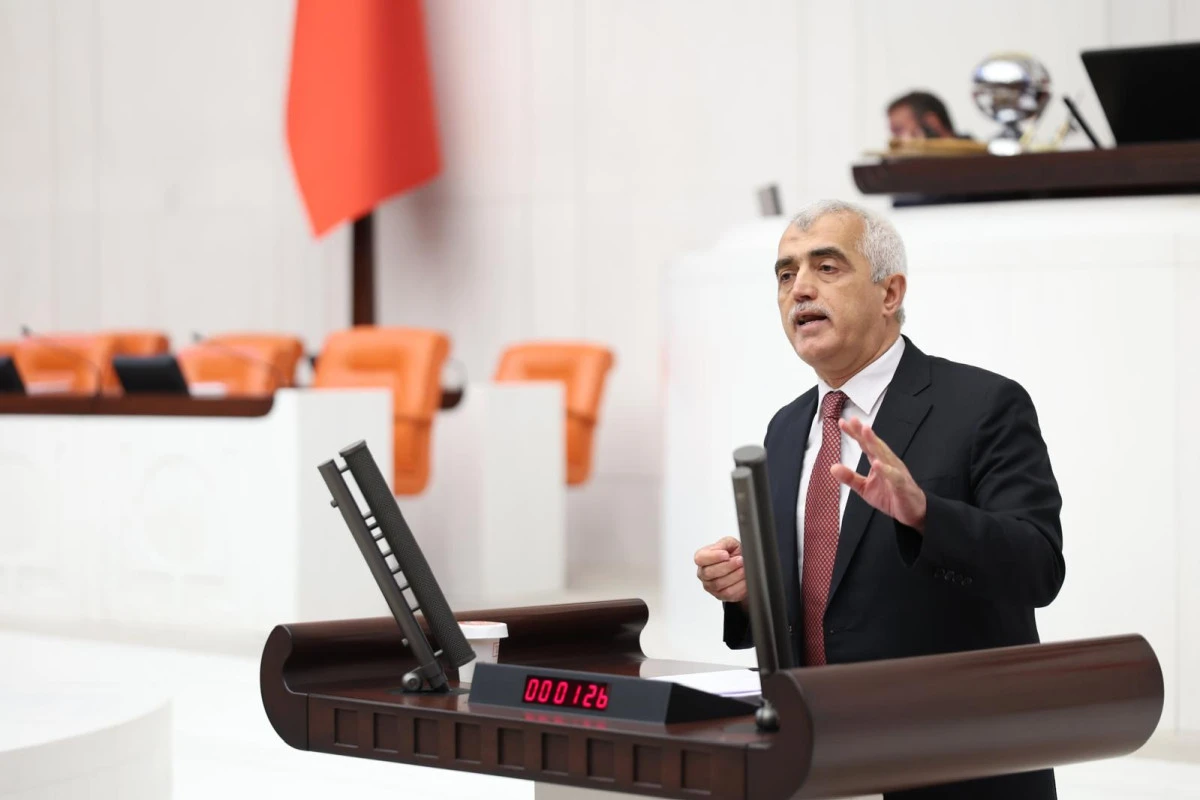 Gergerlioğlu TBMM&rsquo;de bombayı patlattı: 15 Temmuz&rsquo;un &uuml;zeri bilin&ccedil;li &ouml;rt&uuml;l&uuml;yor!