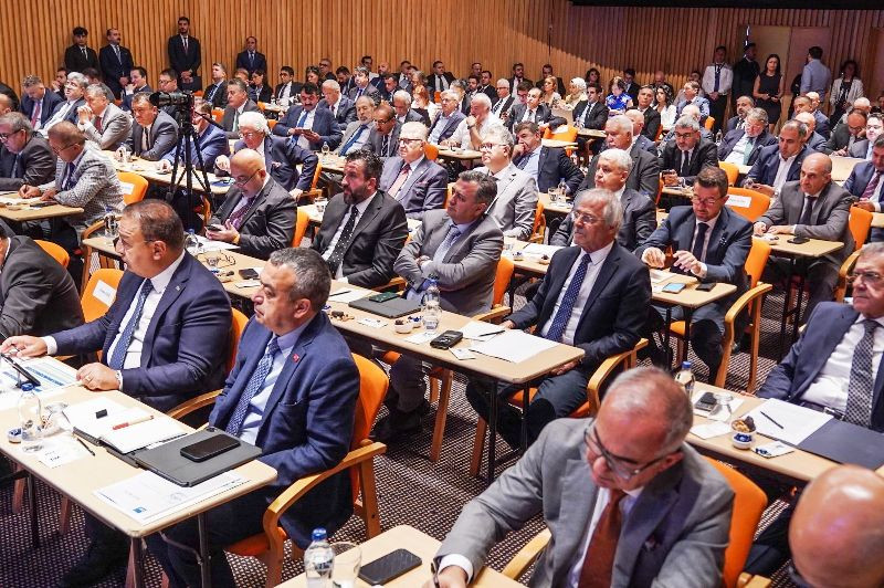                     İHRACATÇILAR TALEPLERİNİ AKTARDI