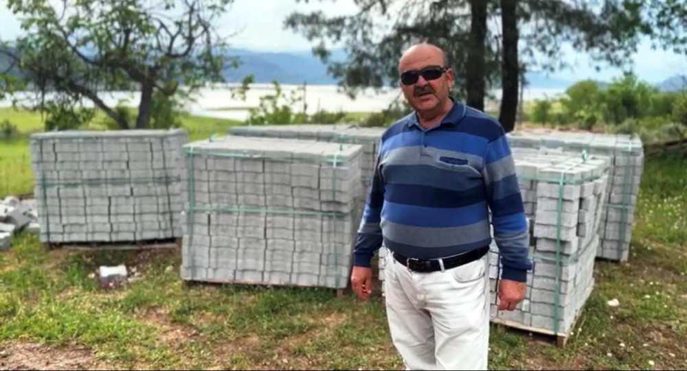      MİLLETVEKİLİ OLMADAN VATANDAŞIN TALEBİNİ YERİNE GETİRDİ